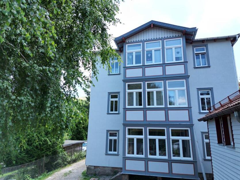 Erstbezug: Top-Appartement in Villa in Friedrichroda