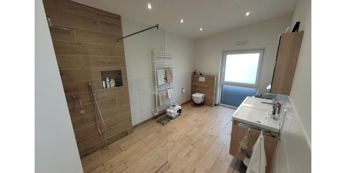 Einfamilienhaus Gangelt - 3 Zimmer, 112 m&sup2;, 1.450&euro; | Angebot:25251406