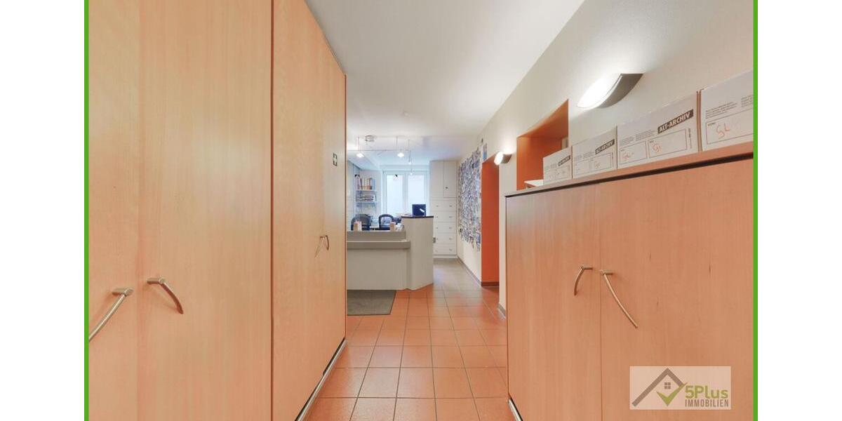 + 5PLUS IMMO + VIELSEITIGE GESUNDHEITS-ODER BÜROFLÄCHE IN GUTER LAGE VON DÜREN-BIRKESDORF +++ zimmer