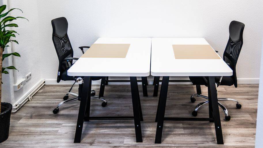Arbeitsplätze in Berlins erstem Frauen Coworking Space - All-in-Miete