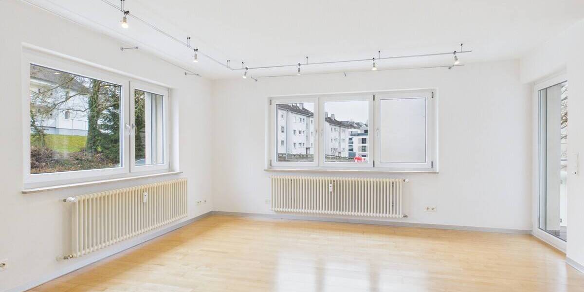 Etagenwohnung Rottweil - 2 Zimmer, 100 m&sup2;, 1.050&euro; | Angebot:25683396