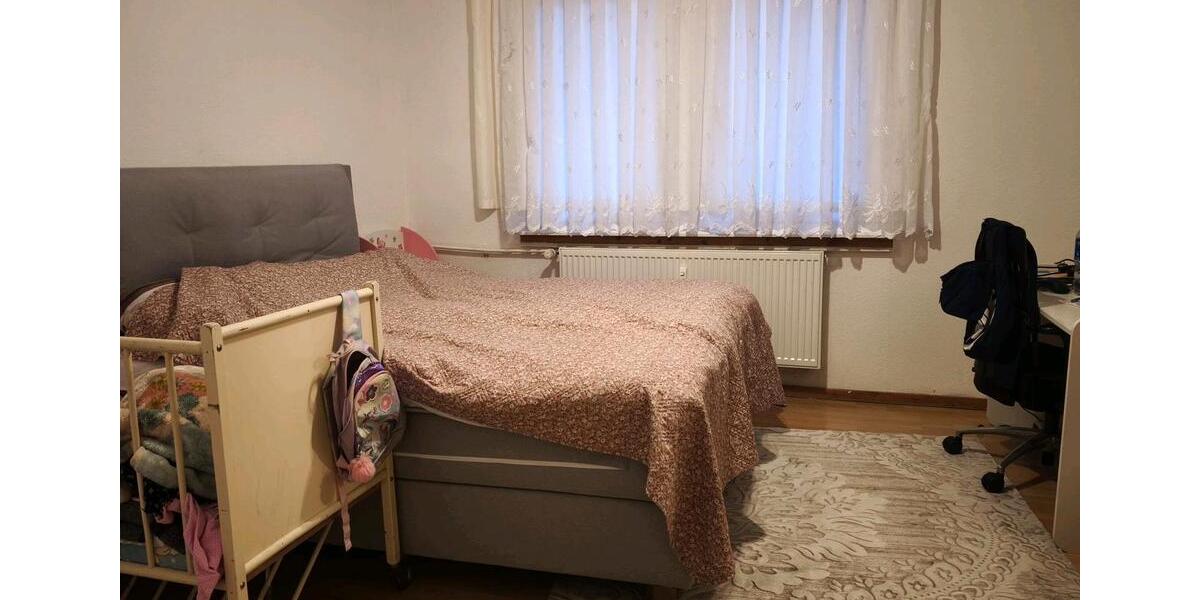 Etagenwohnung Triberg im Schwarzwald - 4 Zimmer, 110 m&sup2;, 720&euro; | Angebot:26458255