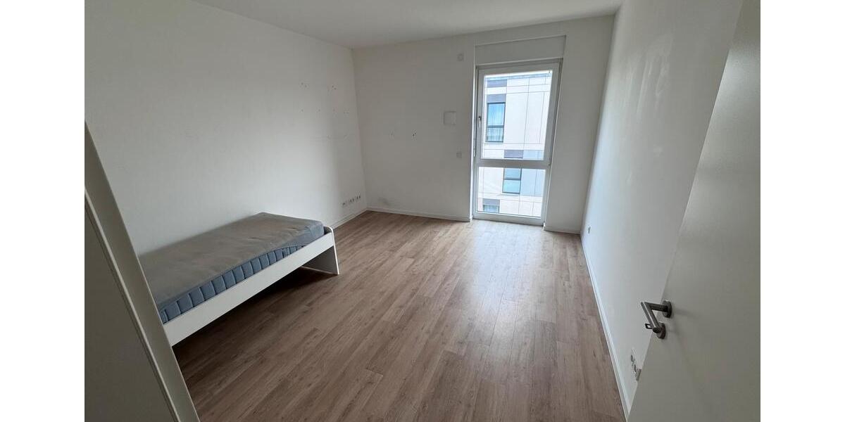 Dachgeschoßwohnung Schönefeld - 2 Zimmer, 55 m&sup2;, 1.016&euro; | Angebot:26577046