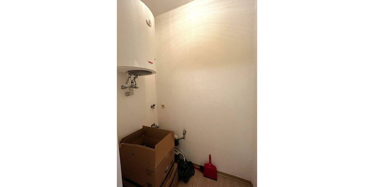 Etagenwohnung Glauchau - 1 Zimmer, 36 m&sup2;, 250&euro; | Angebot:26207412