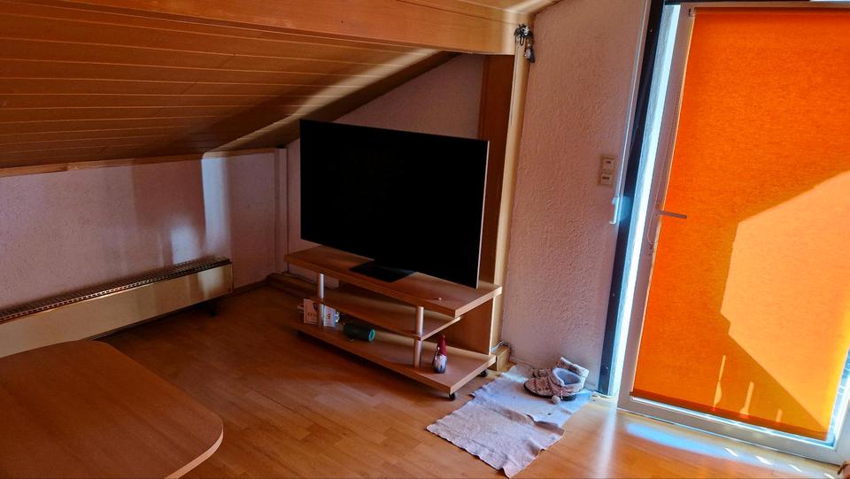 Dachgeschoßwohnung Burgkirchen an der Alz - 1 Zimmer, 40 m&sup2;, 500&euro; | Angebot:25539718