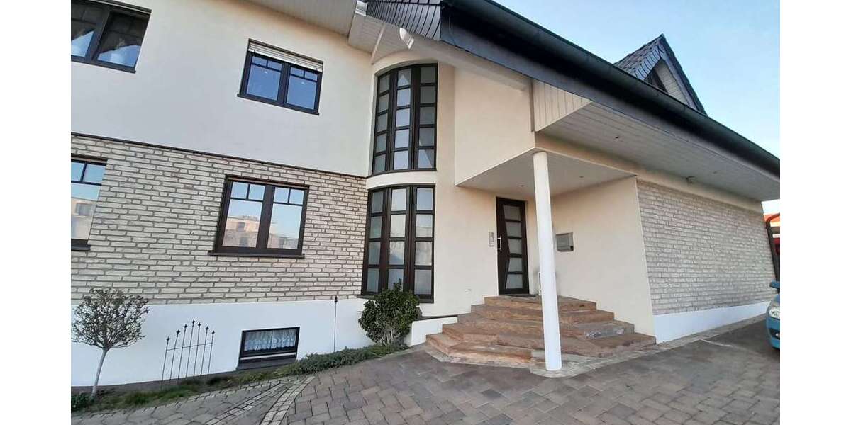 Etagenwohnung Delbrück - 5 Zimmer, 160 m&sup2;, 1.500&euro; | Angebot:25982304