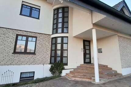 Wohnung Delbrück - 5 Zimmer, 160 m&sup2;, 1.500&euro; | Angebot:25982304