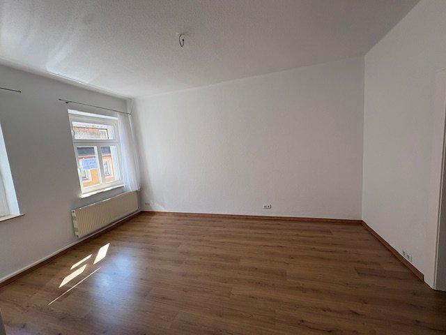 Etagenwohnung Lommatzsch - 4 Zimmer, 90 m&sup2;, 570&euro; | Angebot:26071958