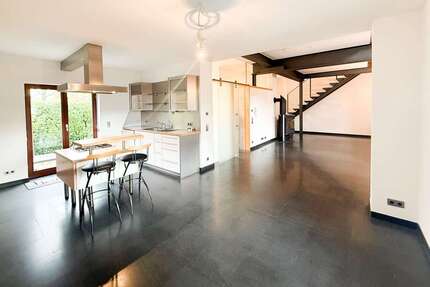 Haus Kronberg im Taunus - 4 Zimmer, 133 m&sup2;, 1.990&euro; | Angebot:23522820