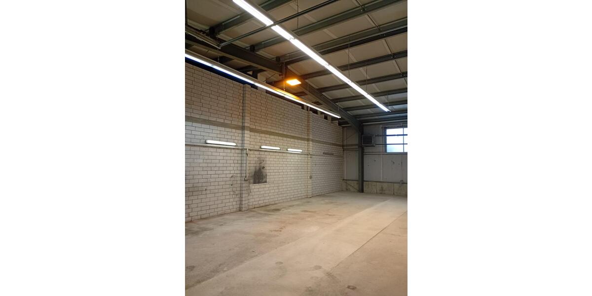 Gewerbeobjekt Landau an der Isar - 600&euro; | Angebot:24596934