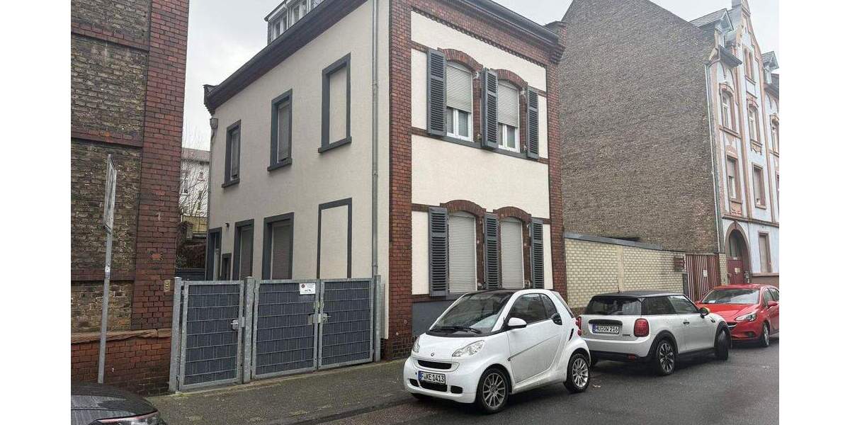Mehrfamilienhaus, Wohnhaus Frankfurt Höchst - 4 Zimmer, 120 m&sup2;, 2.150&euro; | Angebot:24670171