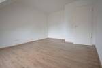 Etagenwohnung Heide - 3 Zimmer, 100 m&sup2;, 980&euro; | Angebot:25819087