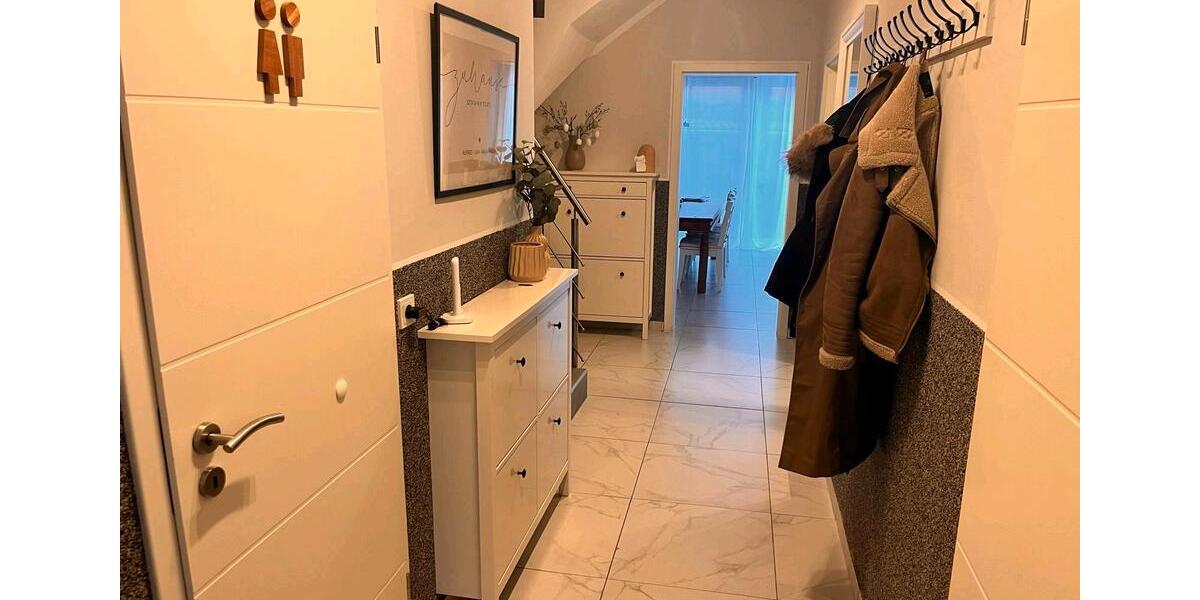 Reihenhaus Lehrte - 6 Zimmer, 200 m&sup2;, 1.500&euro; | Angebot:26051396