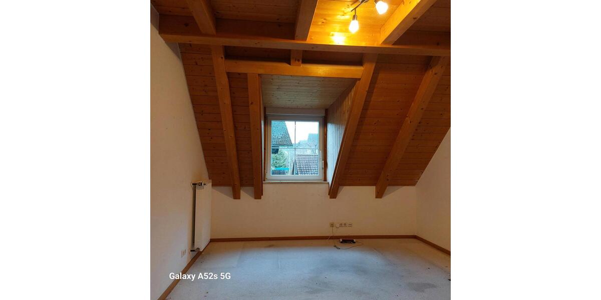 Dachgeschoßwohnung Schweitenkirchen - 4 Zimmer, 150 m&sup2;, 1.650&euro; | Angebot:26035490