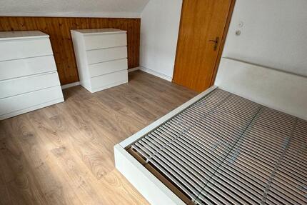 Wohnen auf Zeit Köln Ehrenfeld - 5 Zimmer, 160 m&sup2;, 520&euro; | Angebot:26017300