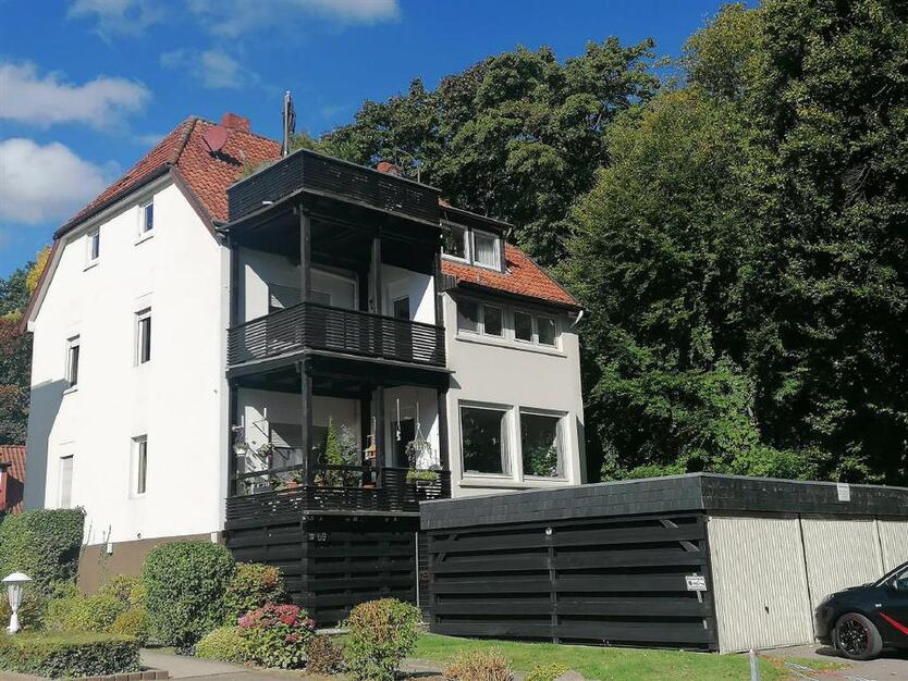 Schicke 4-Zimmer-Wohnung mit 2 Balkonen nähe Kurpark zimmer