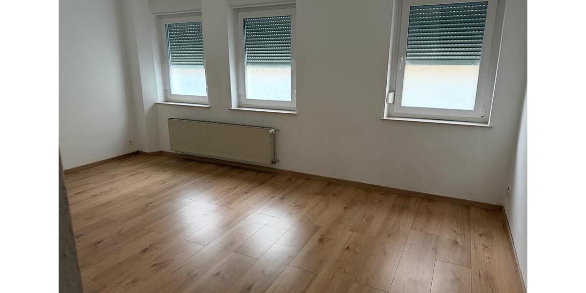 Erdgeschoßwohnung Arnsberg Rusch - 4 Zimmer, 127 m&sup2;, 1.000&euro; | Angebot:25225257