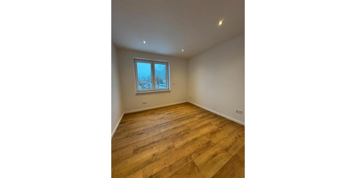 Etagenwohnung Großheide - 3 Zimmer, 84 m&sup2;, 840&euro; | Angebot:25979507