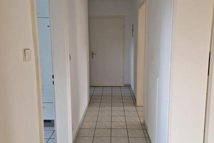 Helle, ruhige und gepflegte 3-Zi-Wohnung