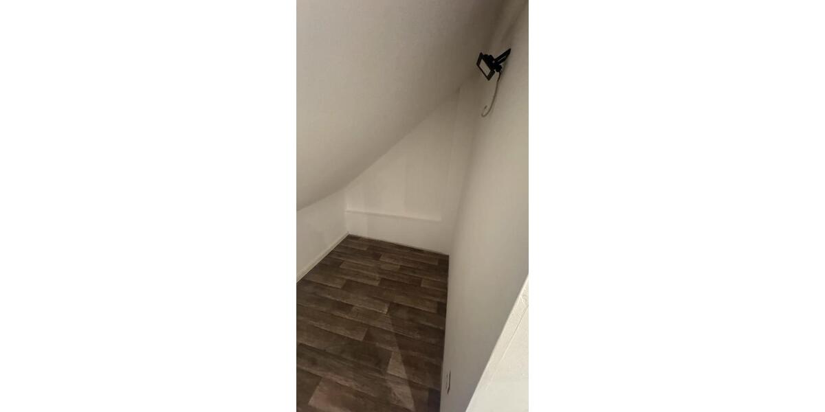 Dachgeschoßwohnung Bernkastel-Kues Kues - 4 Zimmer, 120 m&sup2;, 850&euro; | Angebot:24795438