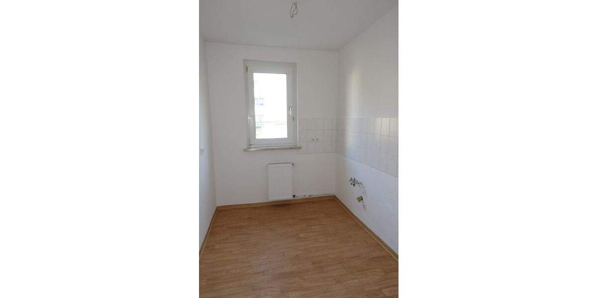 Etagenwohnung Braunsbedra Neumark - 2 Zimmer, 50 m&sup2;, 301&euro; | Angebot:25675833