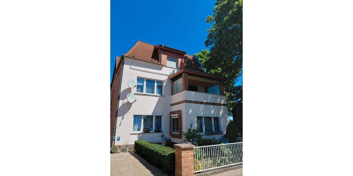 Etagenwohnung Ferdinandshof - 7 Zimmer, 180 m&sup2;, 700&euro; | Angebot:26705582