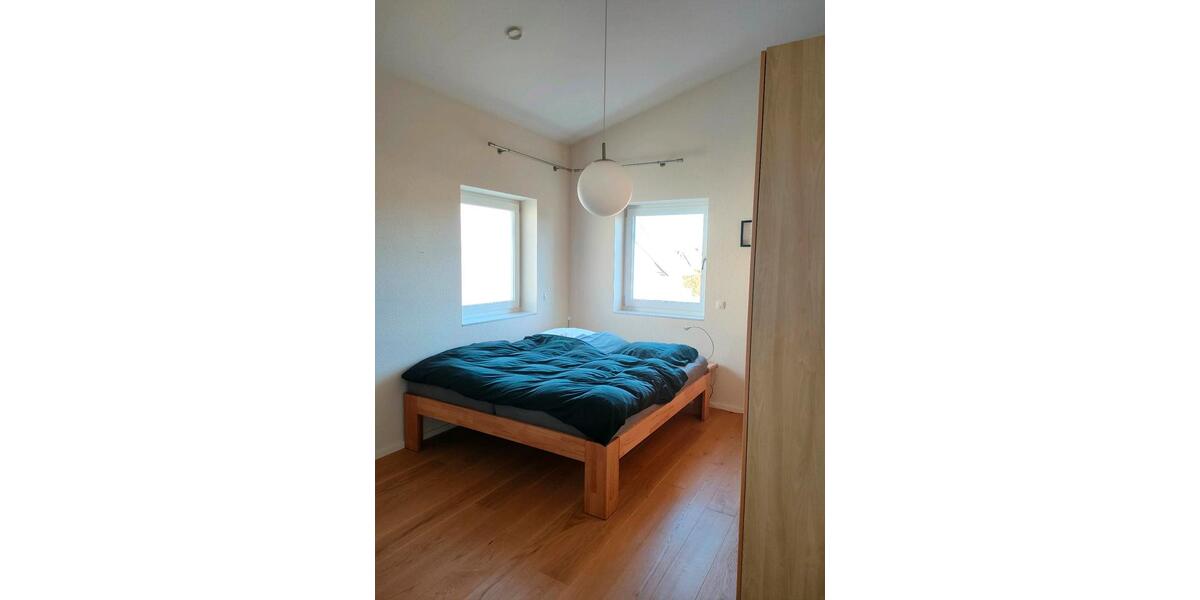 Dachgeschoßwohnung Essingen - 2 Zimmer, 92 m&sup2;, 1.400&euro; | Angebot:24964475