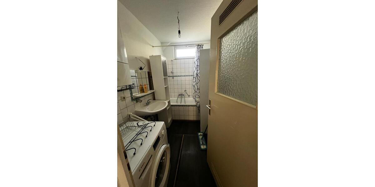 Erdgeschoßwohnung Stuttgart Stuttgart-Ost - 4 Zimmer, 80 m&sup2;, 1.350&euro; | Angebot:25765768