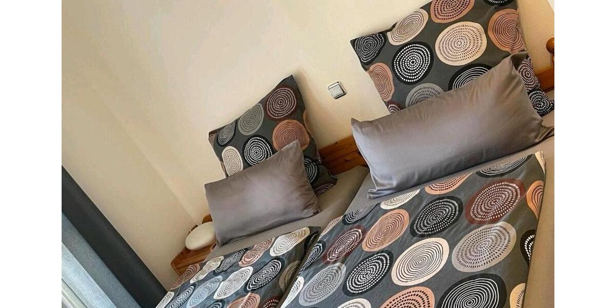 Wohnen auf Zeit Marktredwitz - 3 Zimmer, 75 m&sup2;, 60&euro; | Angebot:25892221