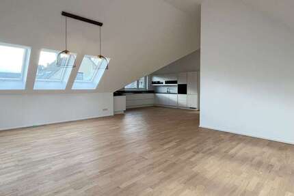 Wohnung Siegburg - 3 Zimmer, 126 m&sup2;, 1.750&euro; | Angebot:25879752