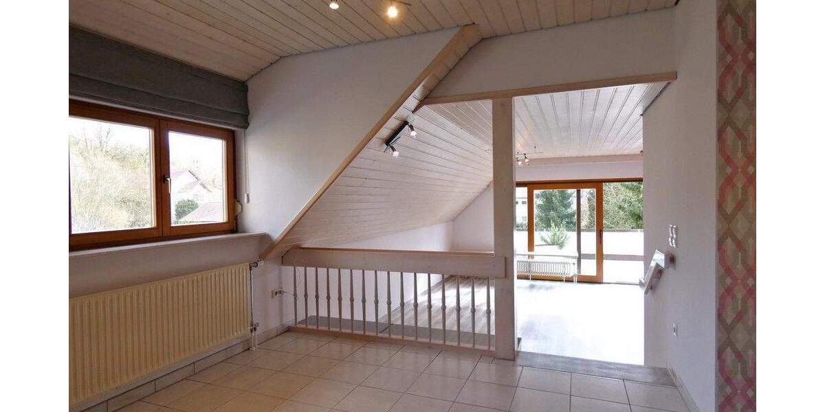 Etagenwohnung Heilbronn Biberach Biberach - 4 Zimmer, 137 m&sup2;, 1.100&euro; | Angebot:25278319