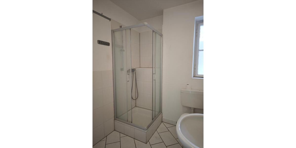 Helle 2-Zimmer-Wohnung in Langenlonsheim – 55 m² zimmer