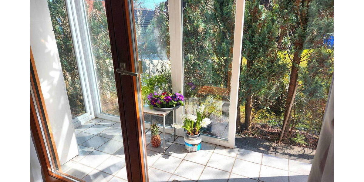 Etagenwohnung Zorneding - 2 Zimmer, 90 m&sup2;, 1.450&euro; | Angebot:26190428