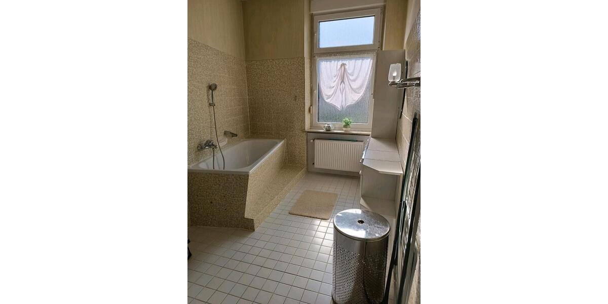 Zimmer in 2er WG Nähe FHöV Innenstadt Alleestraße, 1. OG 2 zimmer