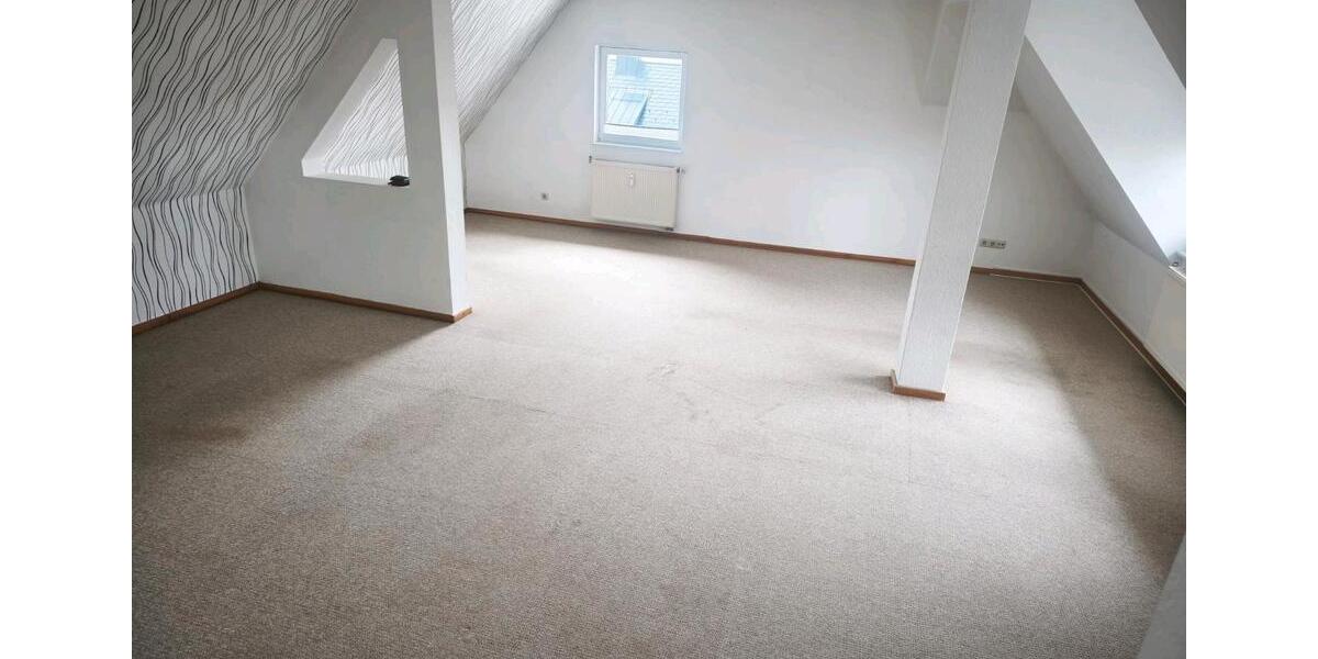 Dachgeschoßwohnung Ilmenau - 3 Zimmer, 70 m&sup2;, 680&euro; | Angebot:26697189