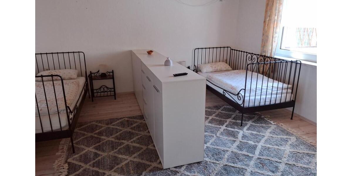 Wohnen auf Zeit Teuschnitz - 5 Zimmer, 110 m&sup2;, 16&euro; | Angebot:26541687
