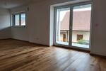 Erdgeschoßwohnung Neukirchen - 3 Zimmer, 106 m&sup2;, 980&euro; | Angebot:26496156