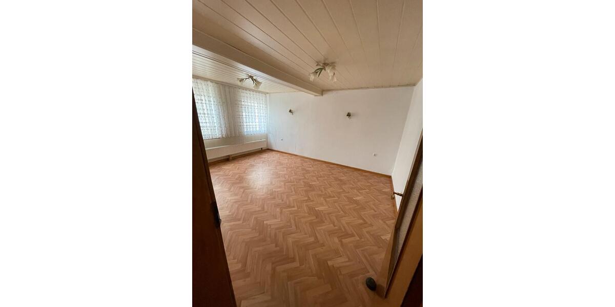 Einfamilienhaus Euskirchen - 5 Zimmer, 120 m&sup2;, 1.490&euro; | Angebot:25926279