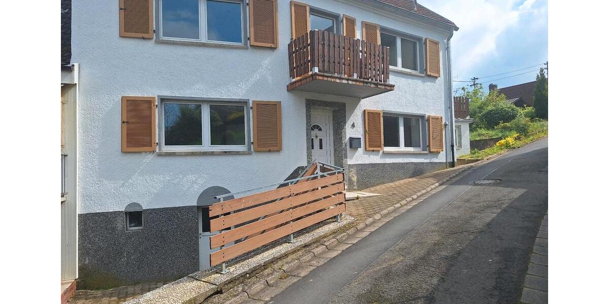 Einfamilienhaus Rammelsbach - 6 Zimmer, 155 m&sup2;, 1.200&euro; | Angebot:24606346