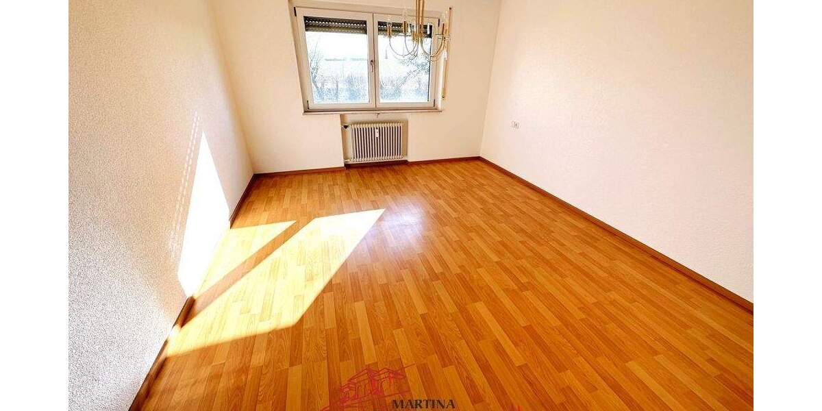 Etagenwohnung Eislingen/Fils Eislingen - 4 Zimmer, 104 m&sup2;, 1.090&euro; | Angebot:26154942