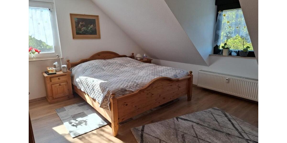 Dachgeschoßwohnung Muldestausee - 3 Zimmer, 90 m&sup2;, 630&euro; | Angebot:26552436