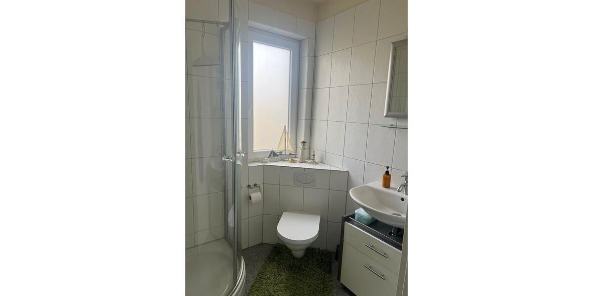 Villa Nienburg (Weser) - 7 Zimmer, 210 m&sup2;, 2.500&euro; | Angebot:25809946