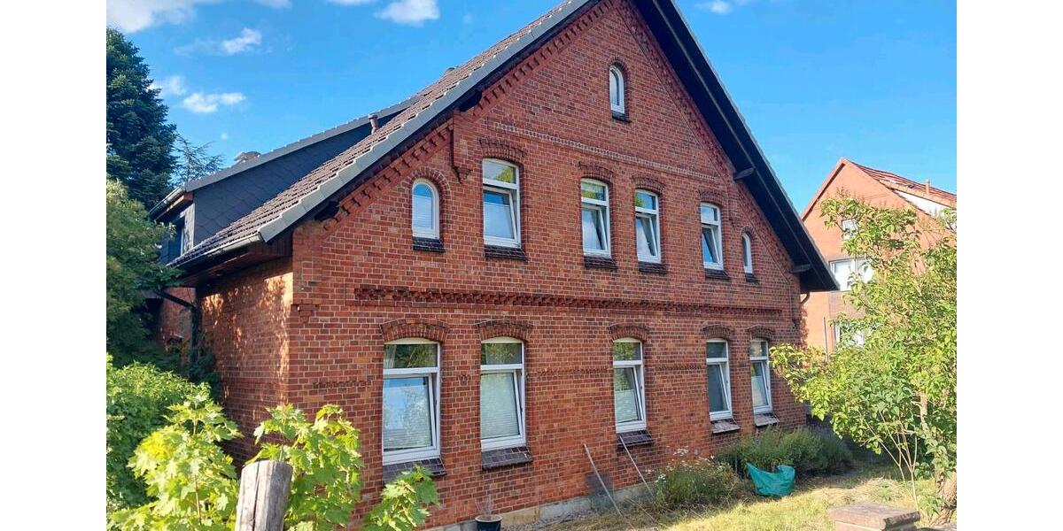 Reihenhaus Auetal - 6 Zimmer, 200 m&sup2;, 1.600&euro; | Angebot:25236579