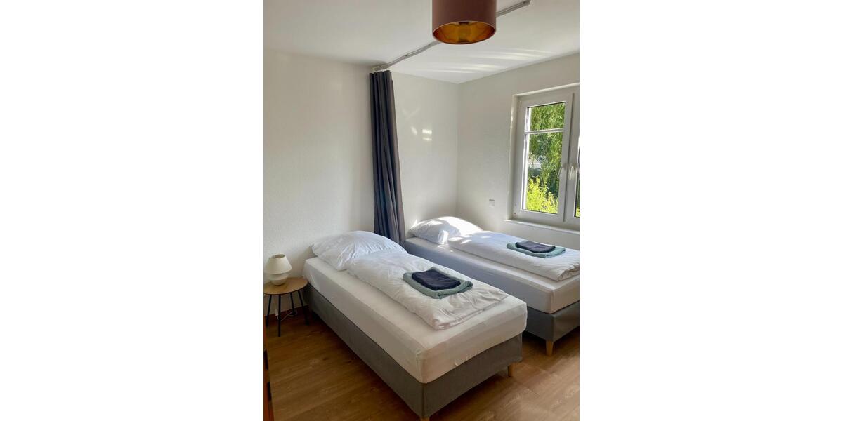 Wohnen auf Zeit Leverkusen Opladen - 2 Zimmer, 75 m&sup2;, 15&euro; | Angebot:25905965