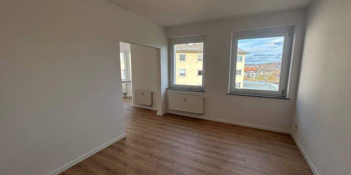 Etagenwohnung Plauen Stadtmitte - 3 Zimmer, 68 m&sup2;, 375&euro; | Angebot:26486458