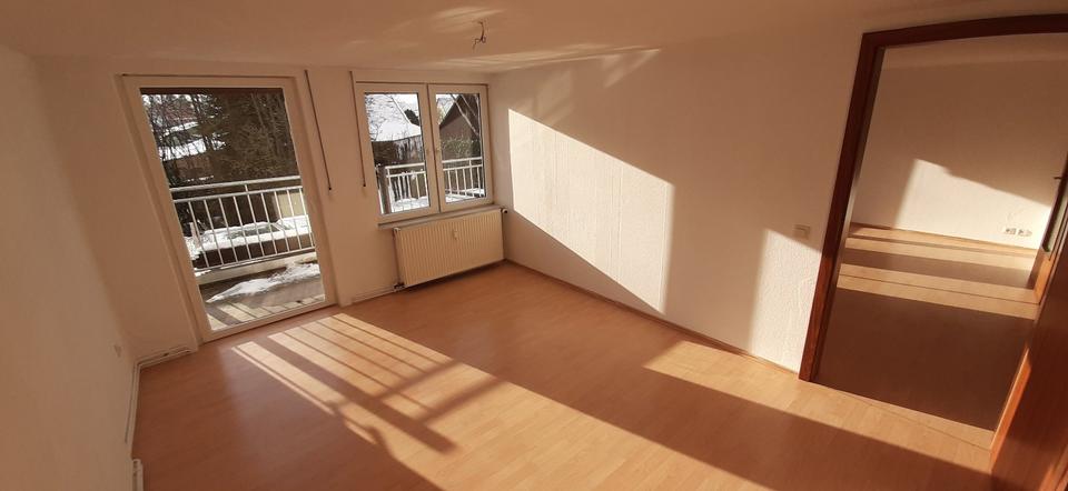 Etagenwohnung Einbeck - 3 Zimmer, 83 m&sup2;, 450&euro; | Angebot:26368160