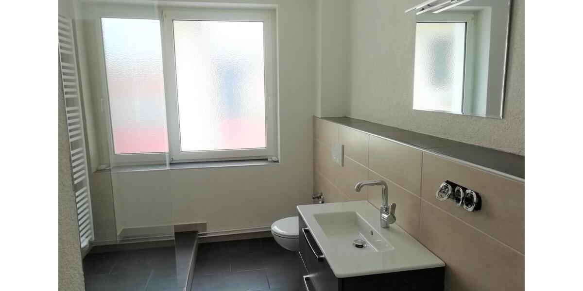 Etagenwohnung Seesen - 3 Zimmer, 81 m&sup2;, 572&euro; | Angebot:25075496