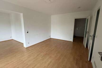 Wohnung Duisburg Duissern - 3 Zimmer, 69 m&sup2;, 620&euro; | Angebot:27257845