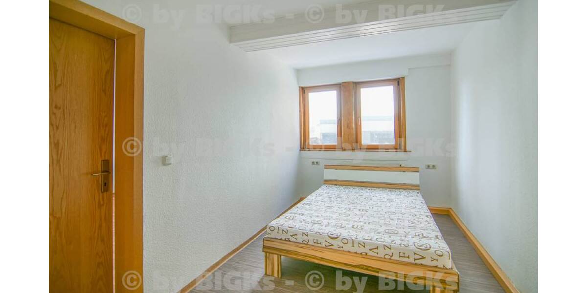 BIGKs - Suhl Mitte: 2 Zimmer Wohnung,sep.Küche,Duschebad (-;) - 2- Suhl Suhl Mitte | Angebot:23703367