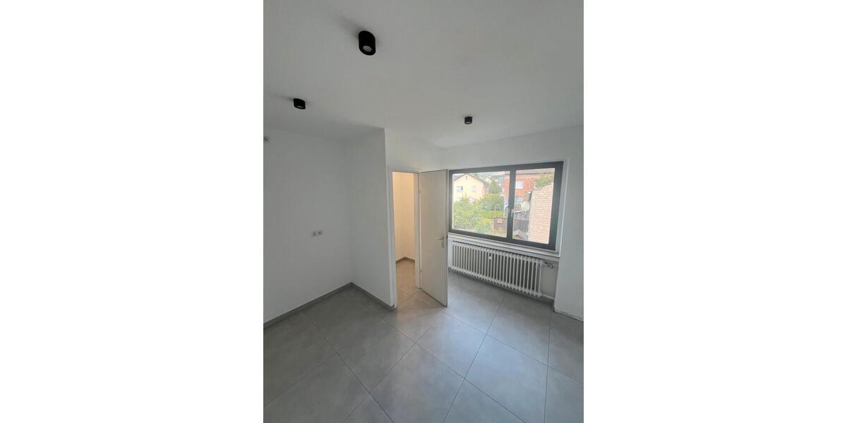 Etagenwohnung Dornburg - 3 Zimmer, 100 m&sup2;, 980&euro; | Angebot:24560246